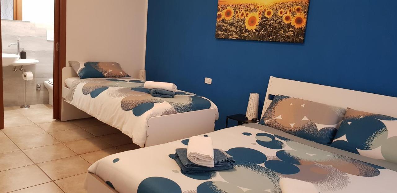 B&B Superfast Ancona Esterno foto