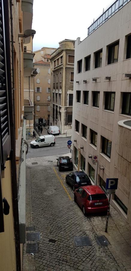 B&B Superfast Ancona Esterno foto