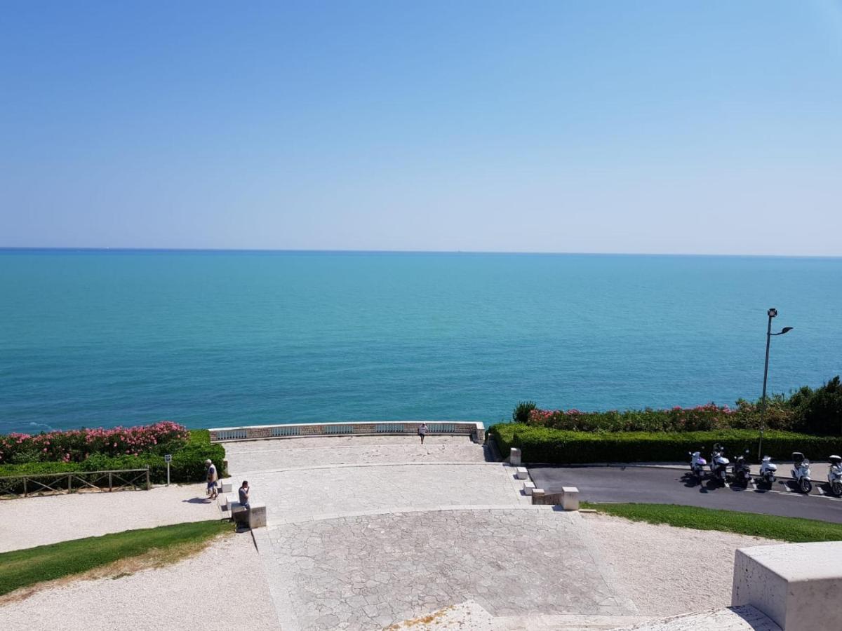 B&B Superfast Ancona Esterno foto