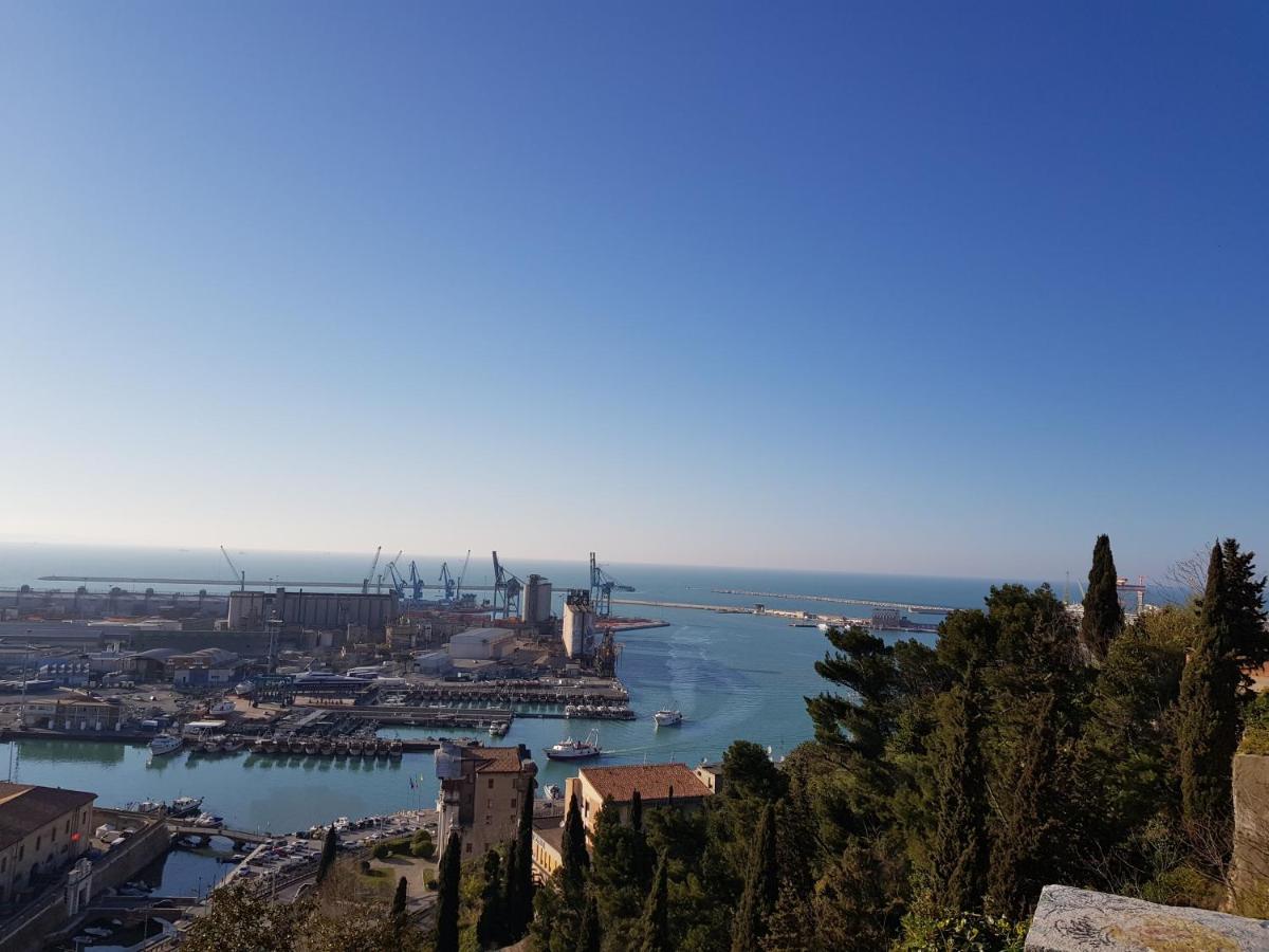 B&B Superfast Ancona Esterno foto